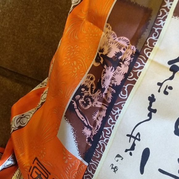 Absolutely gorgeous handmade silk pillowcase. Fully lined and reversible - Picture 5 of 7